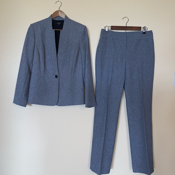 Alex Marie Pant Suit - Picture 2 of 14